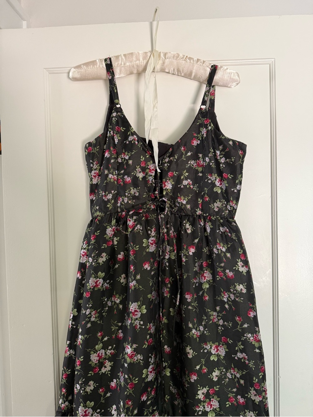 Lulu’s Avalie Black Floral Tiered Bustier Maxi Dress - Picture 5 of 6